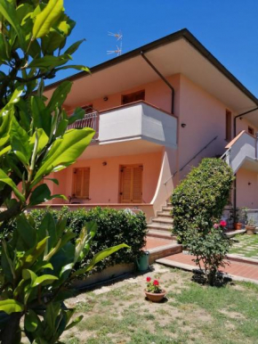 Casa Magnolia: indipendente con giardino Castiglione Del Lago